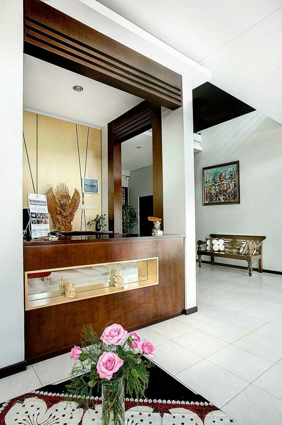 Omah Garuda Homestay Pakualaman Exterior photo